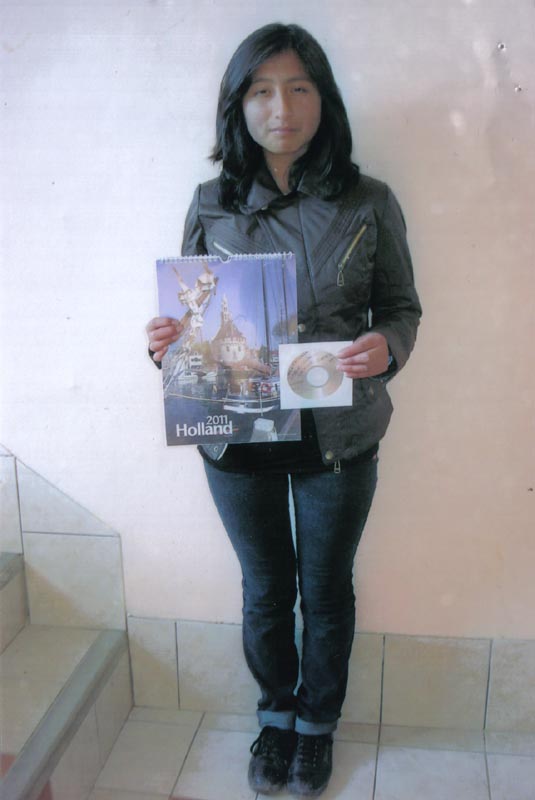 Gladyswith2011CDandCalendar